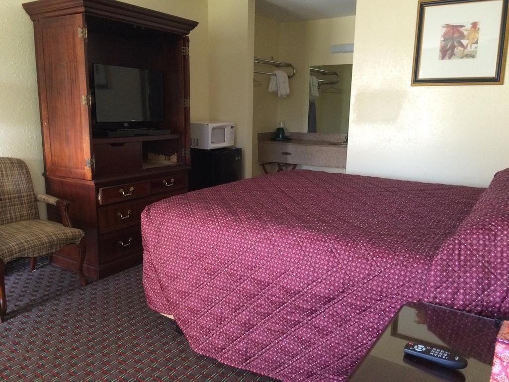 Knights Inn Augusta Fort Gordon Room photo